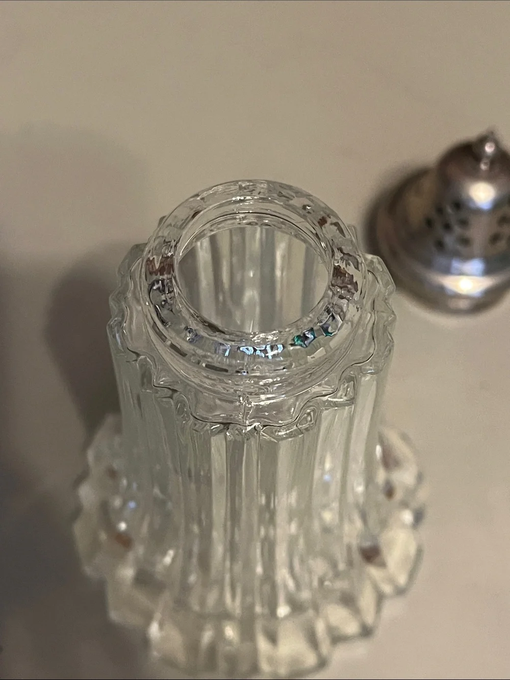 Large Clear Glass and Silver-Top Sugar Shaker - Home Dining Serveware